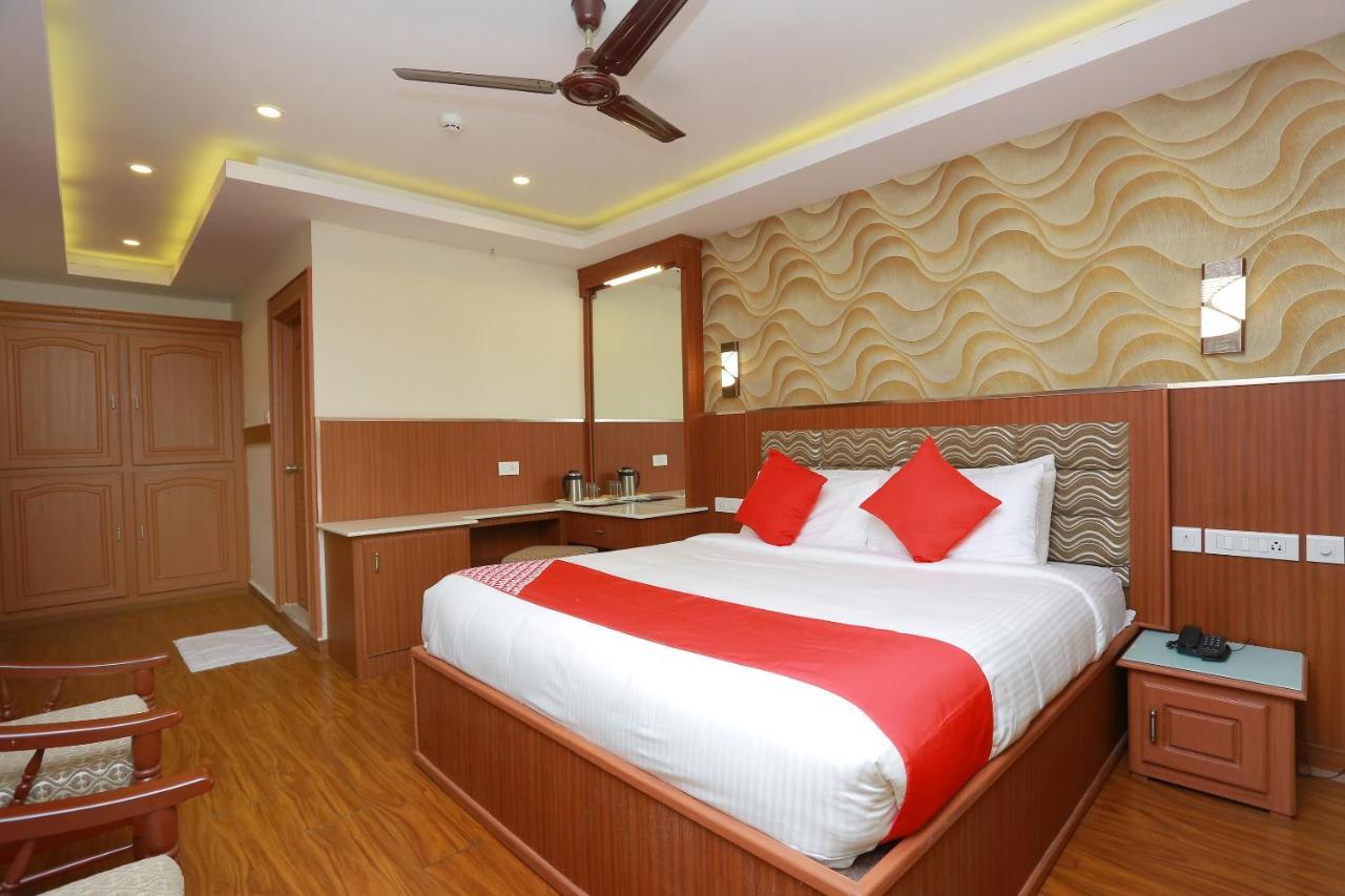 Capital O Kovilakam Residency Thrissur Exterior foto