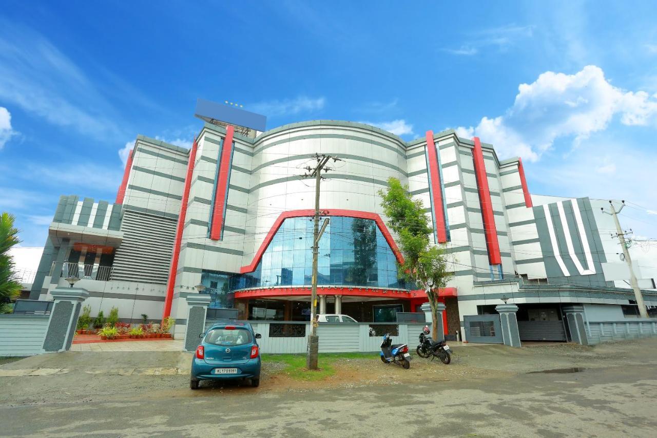 Capital O Kovilakam Residency Thrissur Exterior foto