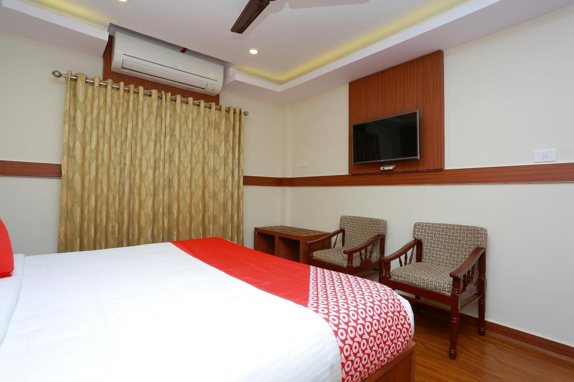 Capital O Kovilakam Residency Thrissur Exterior foto