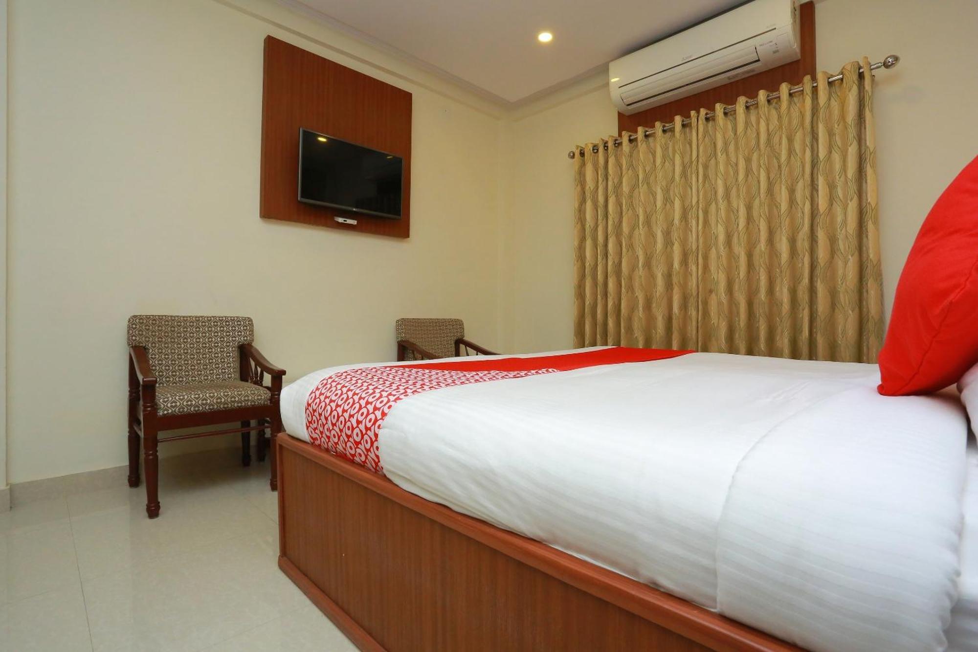 Capital O Kovilakam Residency Thrissur Exterior foto