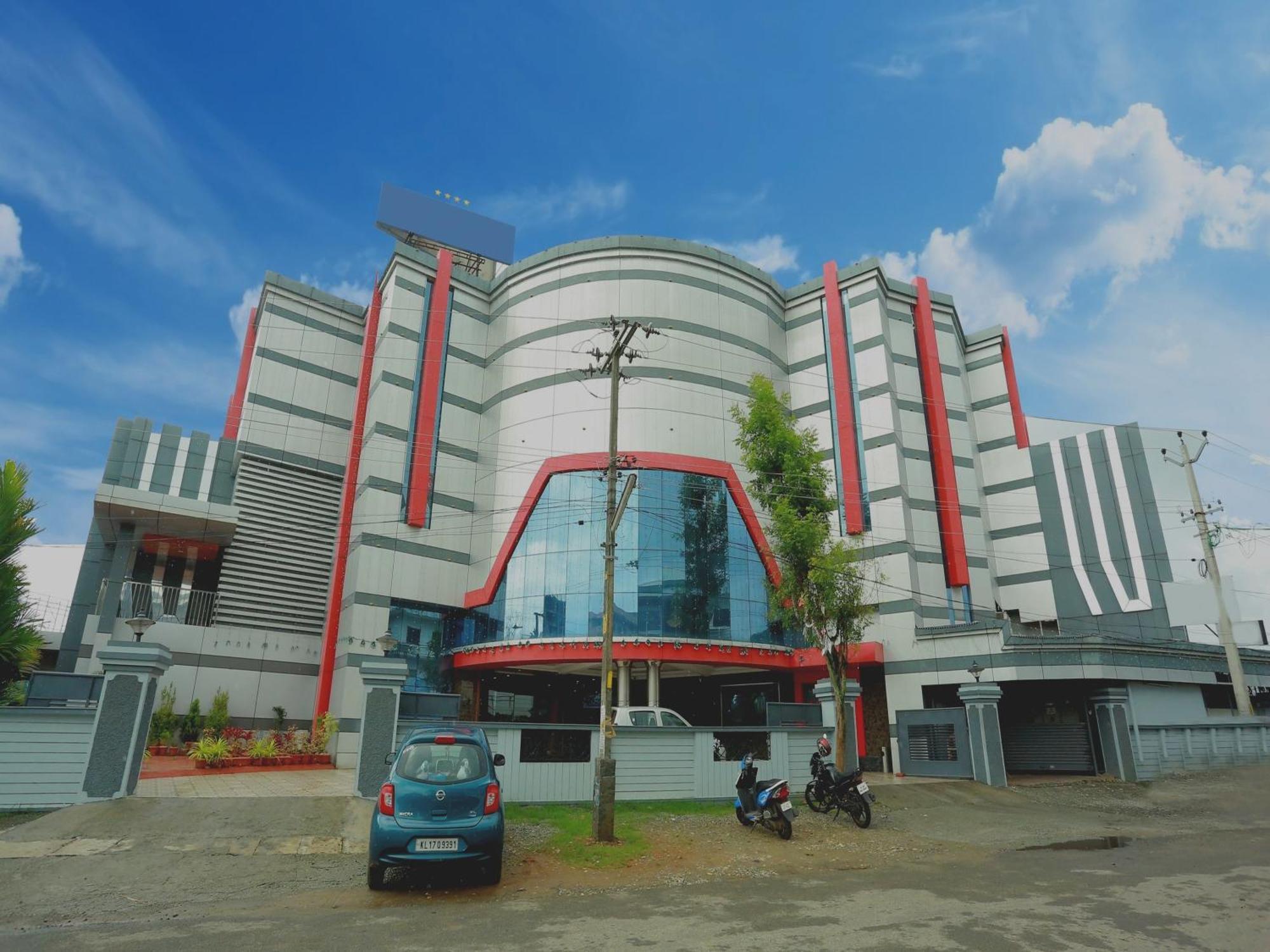 Capital O Kovilakam Residency Thrissur Exterior foto