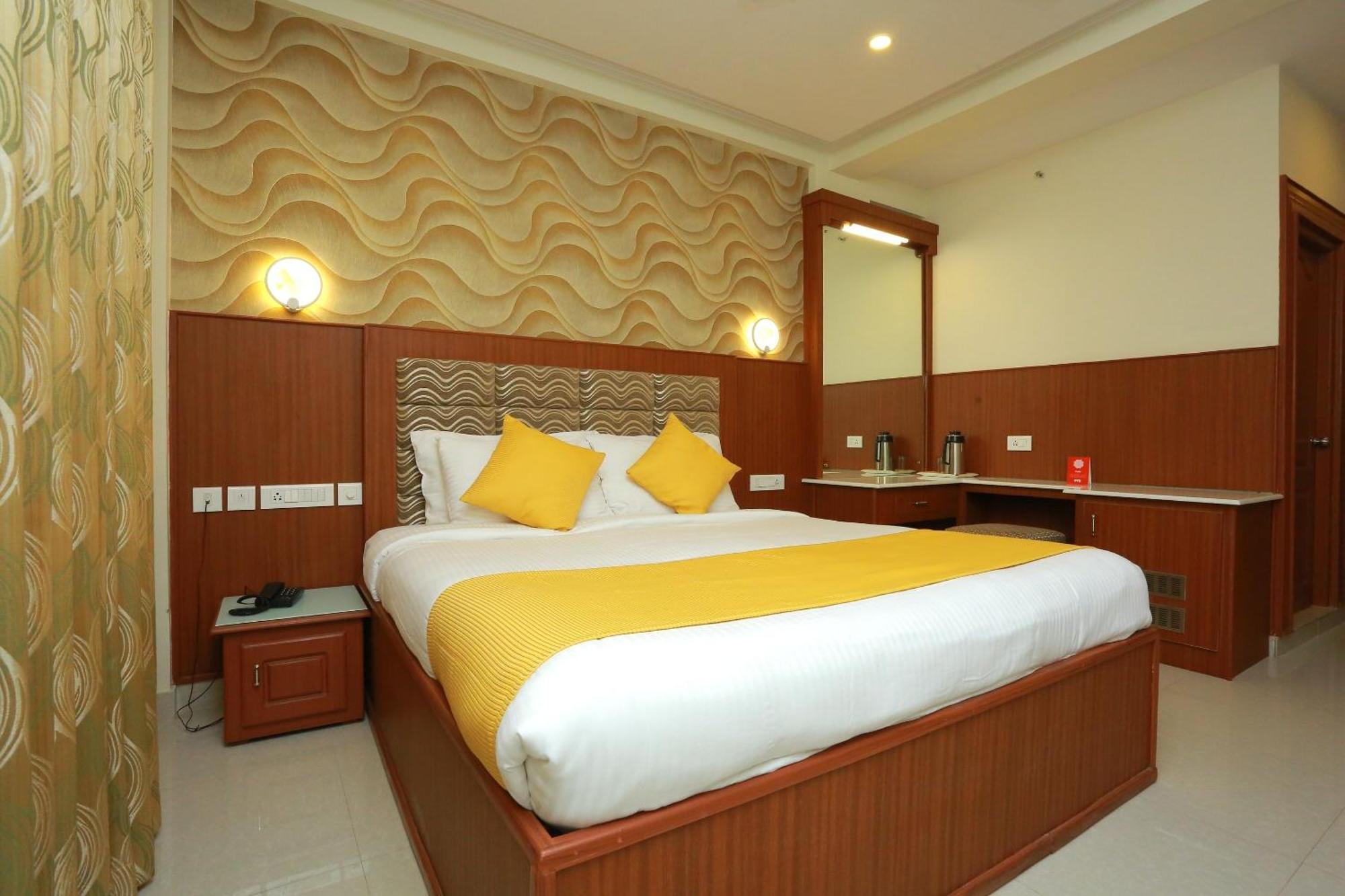 Capital O Kovilakam Residency Thrissur Exterior foto