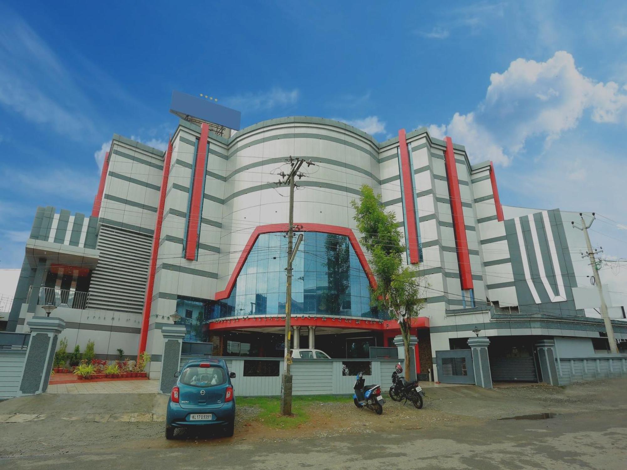 Capital O Kovilakam Residency Thrissur Exterior foto